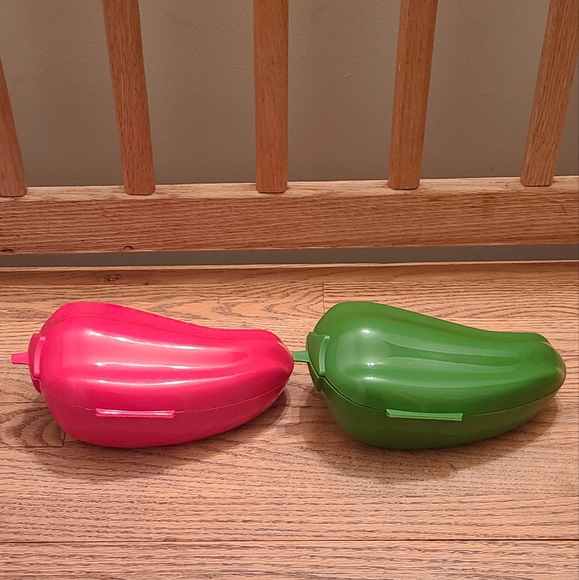 Tupperware 1 Green and 1 Red Pepper Storage Container - Picture 8 of 8